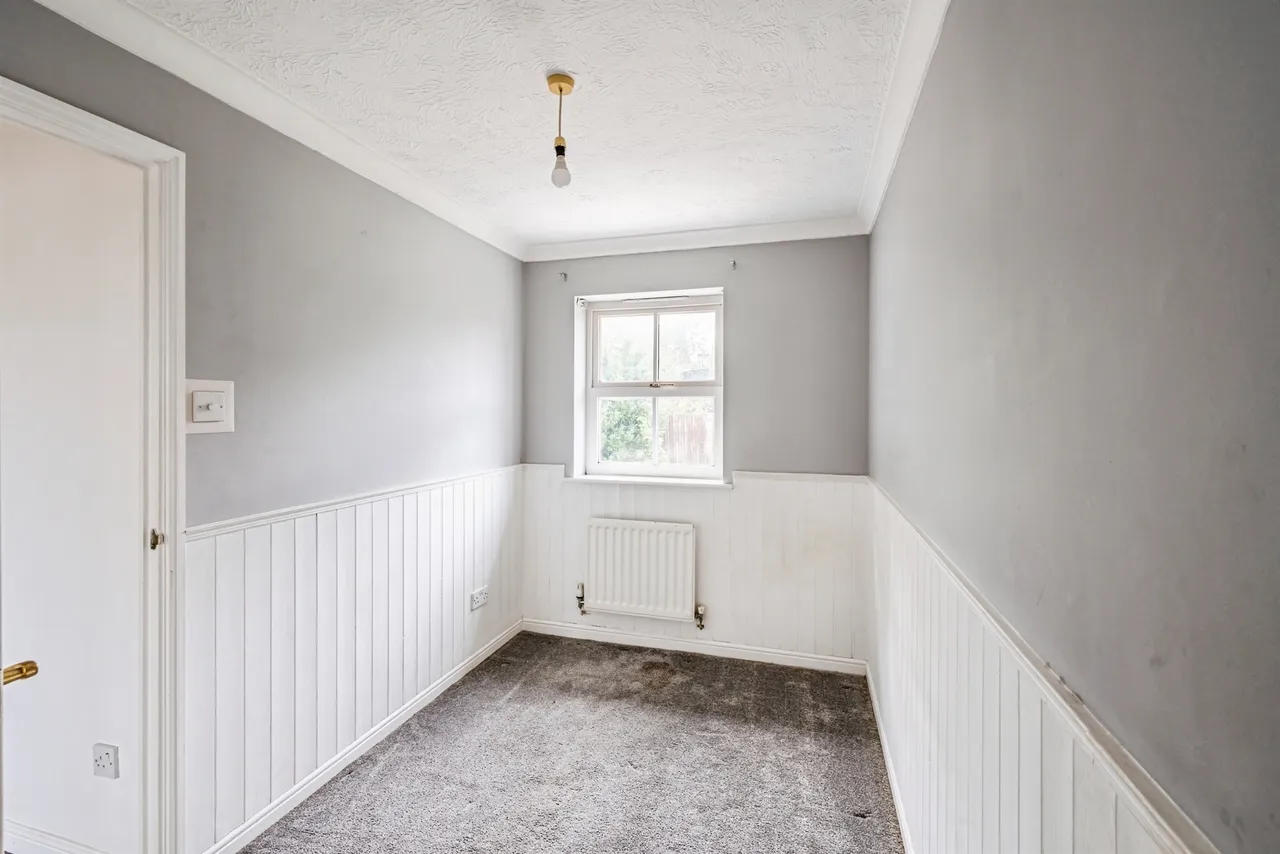 Beechfield Close, Stone Cross, BN24, photo 12