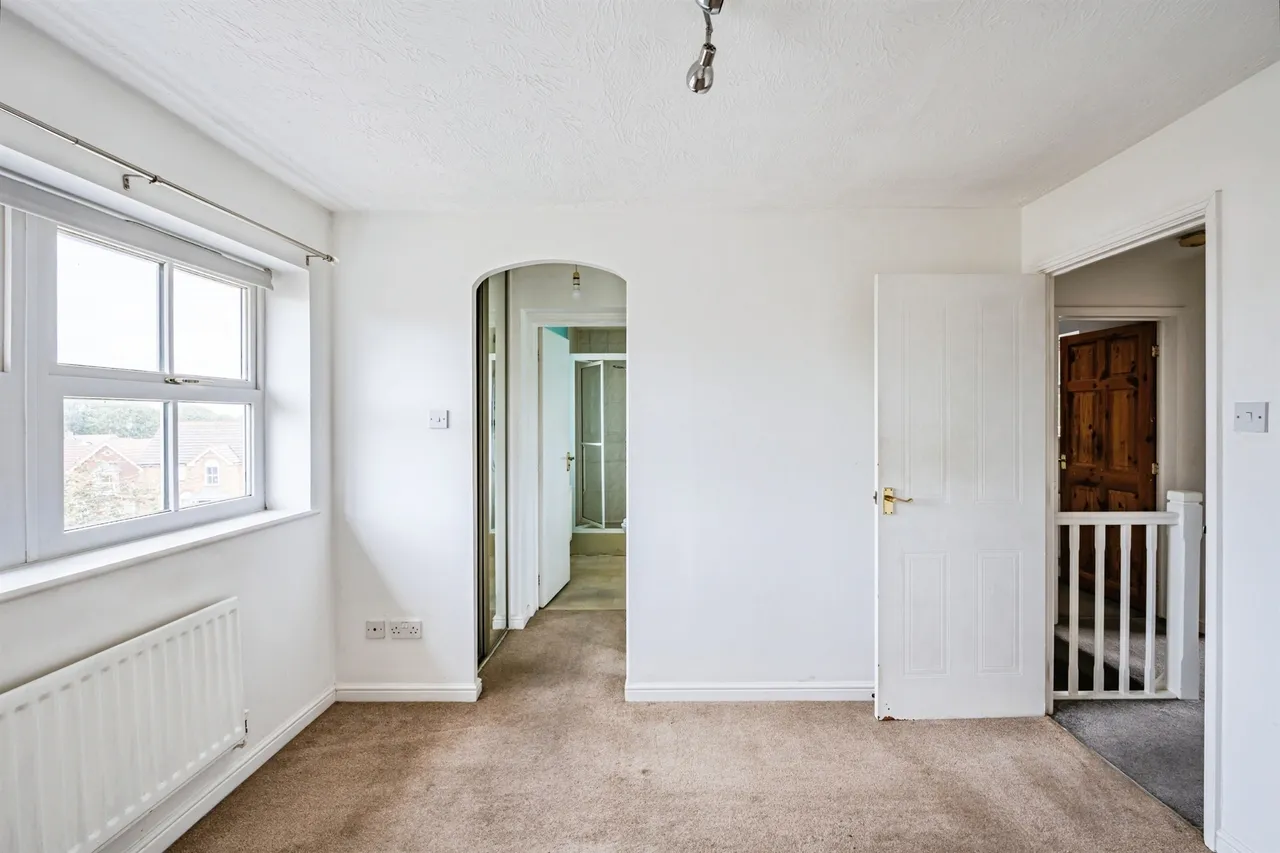 Beechfield Close, Stone Cross, BN24, photo 15