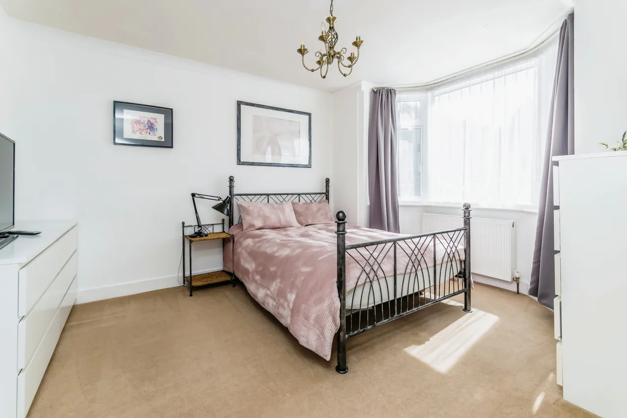 Croydon Road, Caterham, Surrey, CR3, photo 5