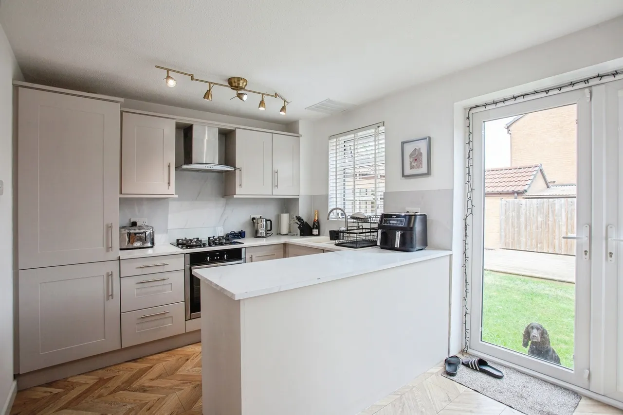 Crestwood Court, SHEFFIELD, South Yorkshire, S5, photo 6