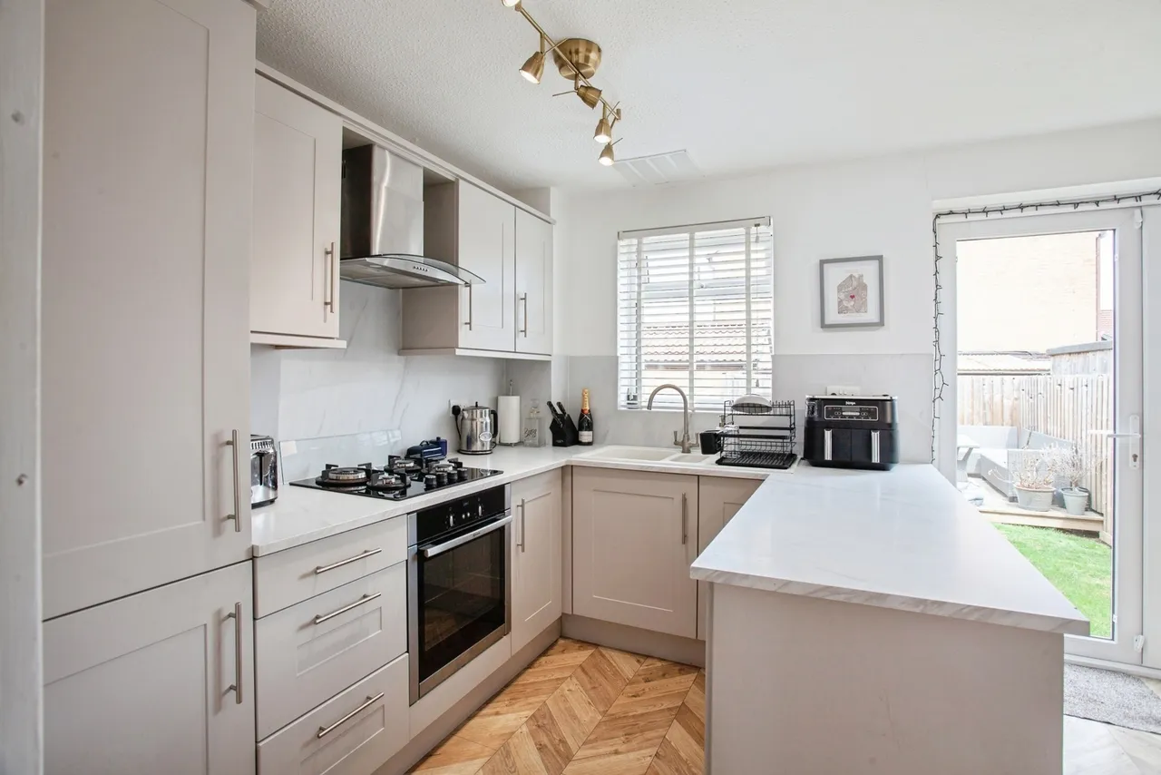 Crestwood Court, SHEFFIELD, South Yorkshire, S5, photo 5