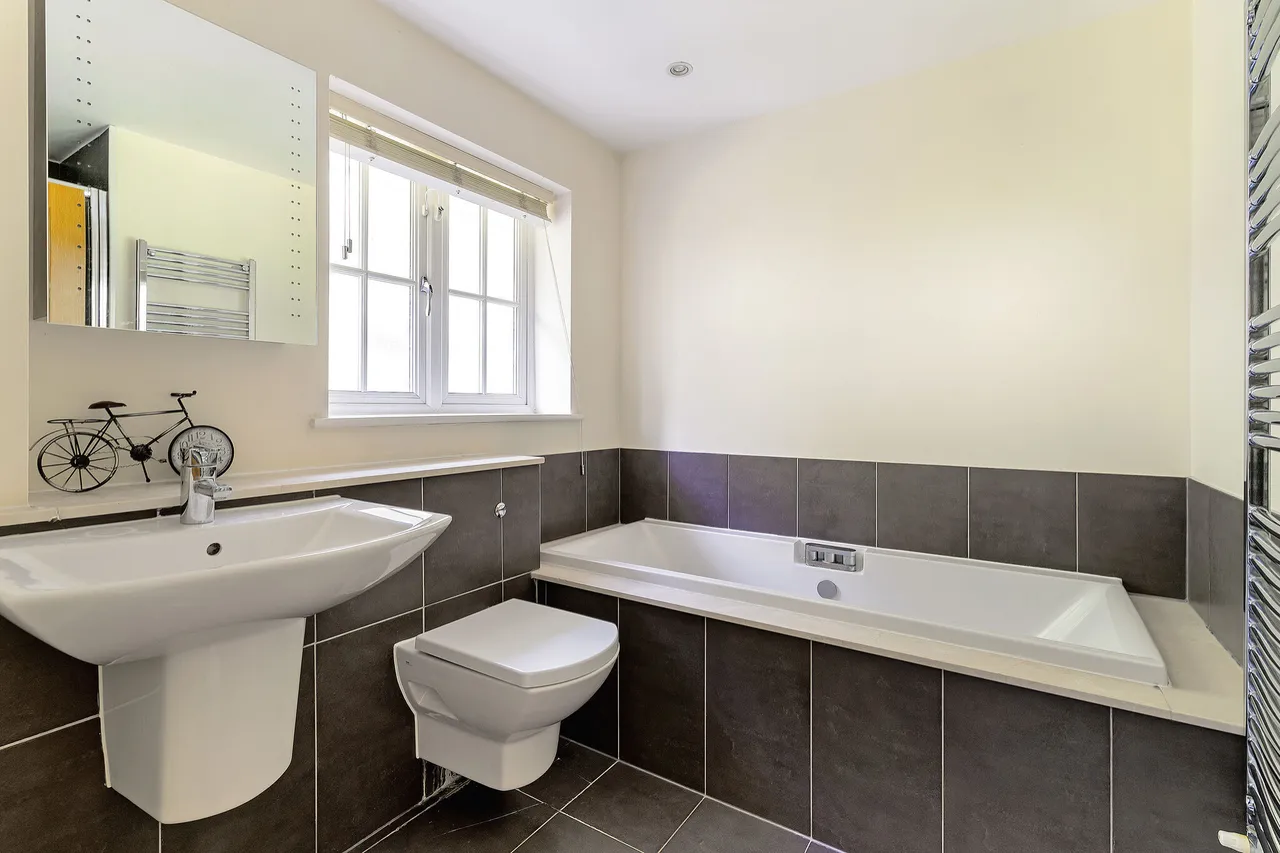 Foxhill Close, High Wycombe, HP13, photo 6
