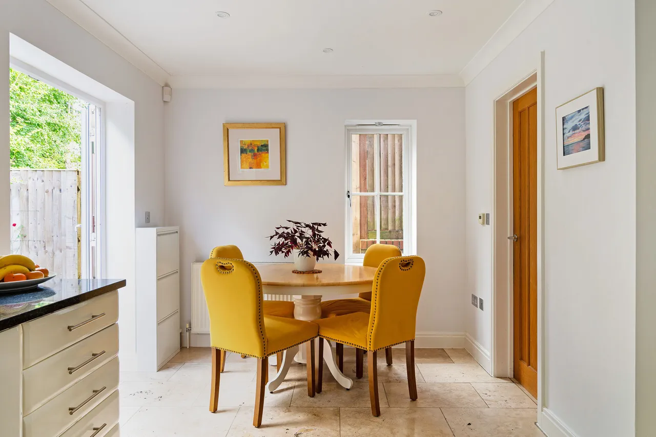 Foxhill Close, High Wycombe, HP13, photo 11