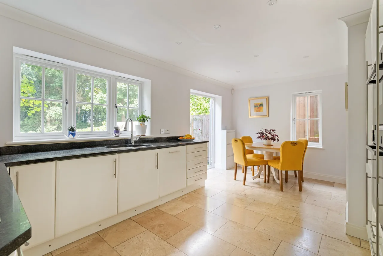 Foxhill Close, High Wycombe, HP13, photo 10