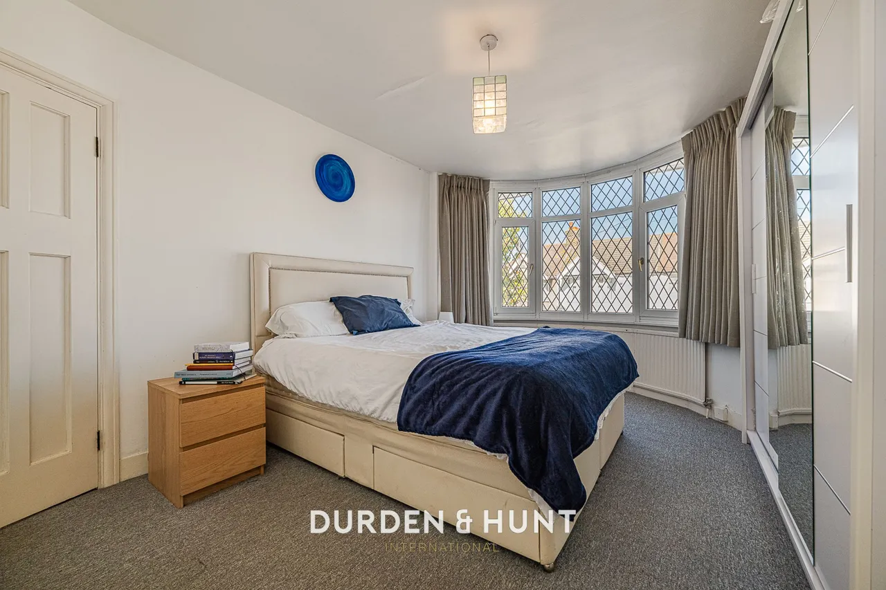 Chudleigh Crescent, Seven Kings, IG3, photo 10