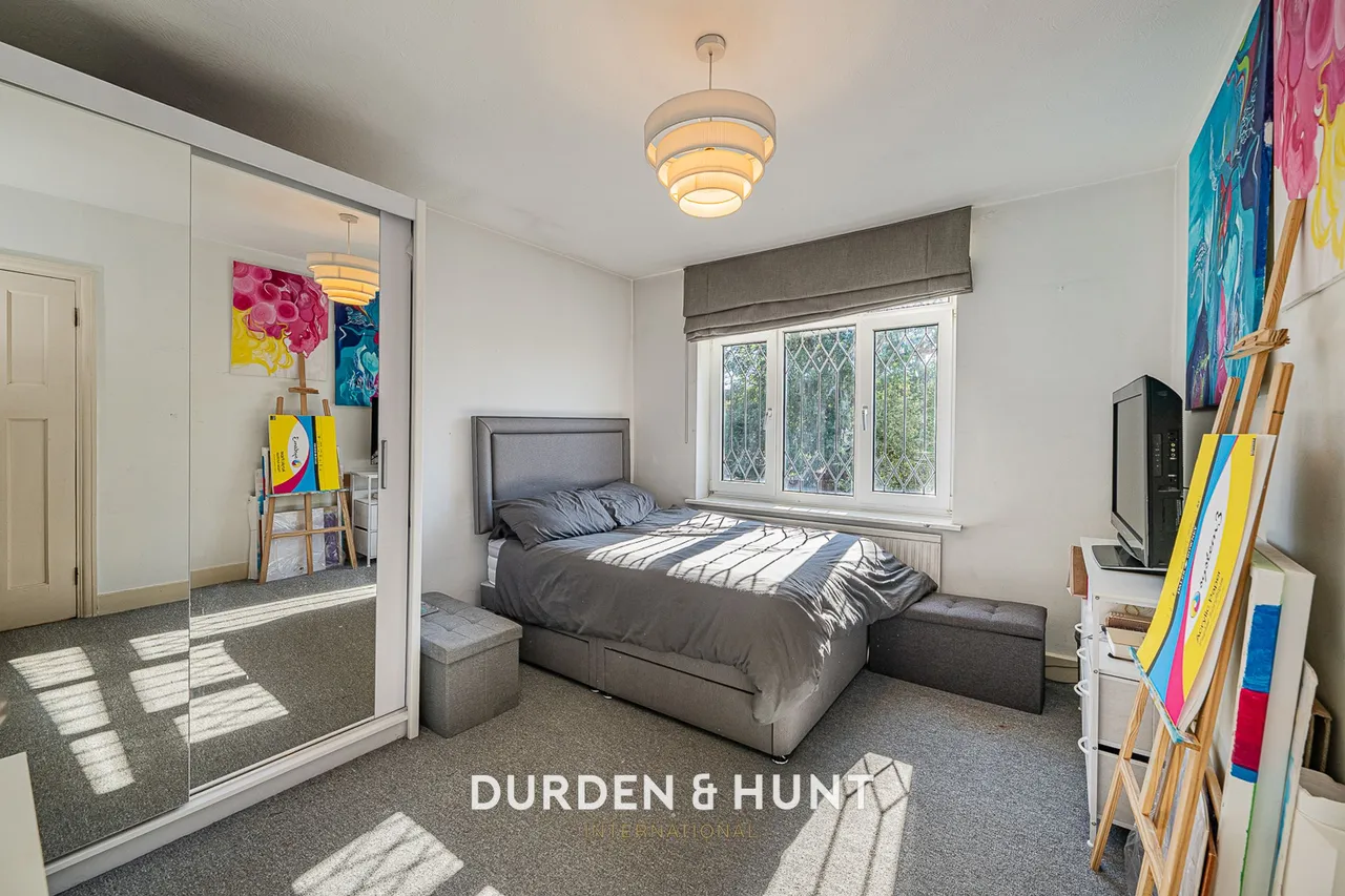 Chudleigh Crescent, Seven Kings, IG3, photo 12