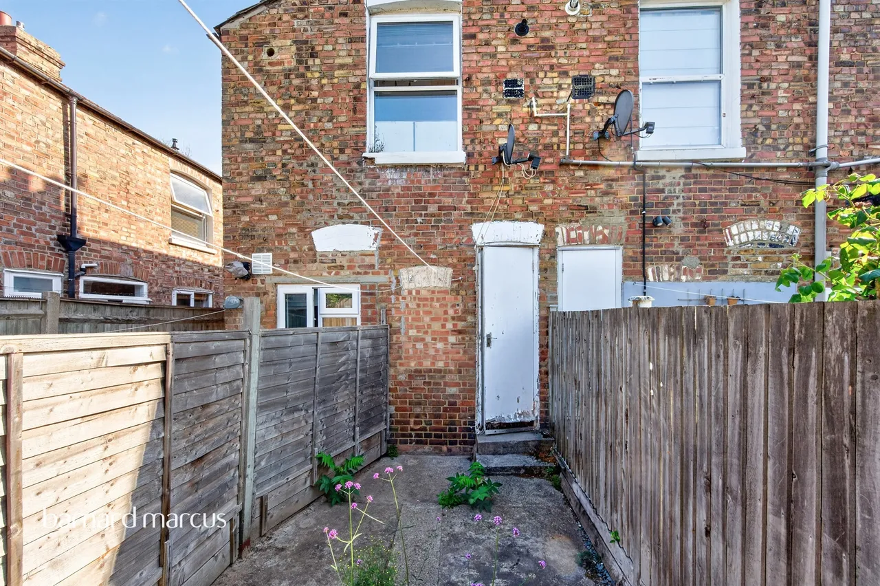 Woodbury Street, London, photo 9