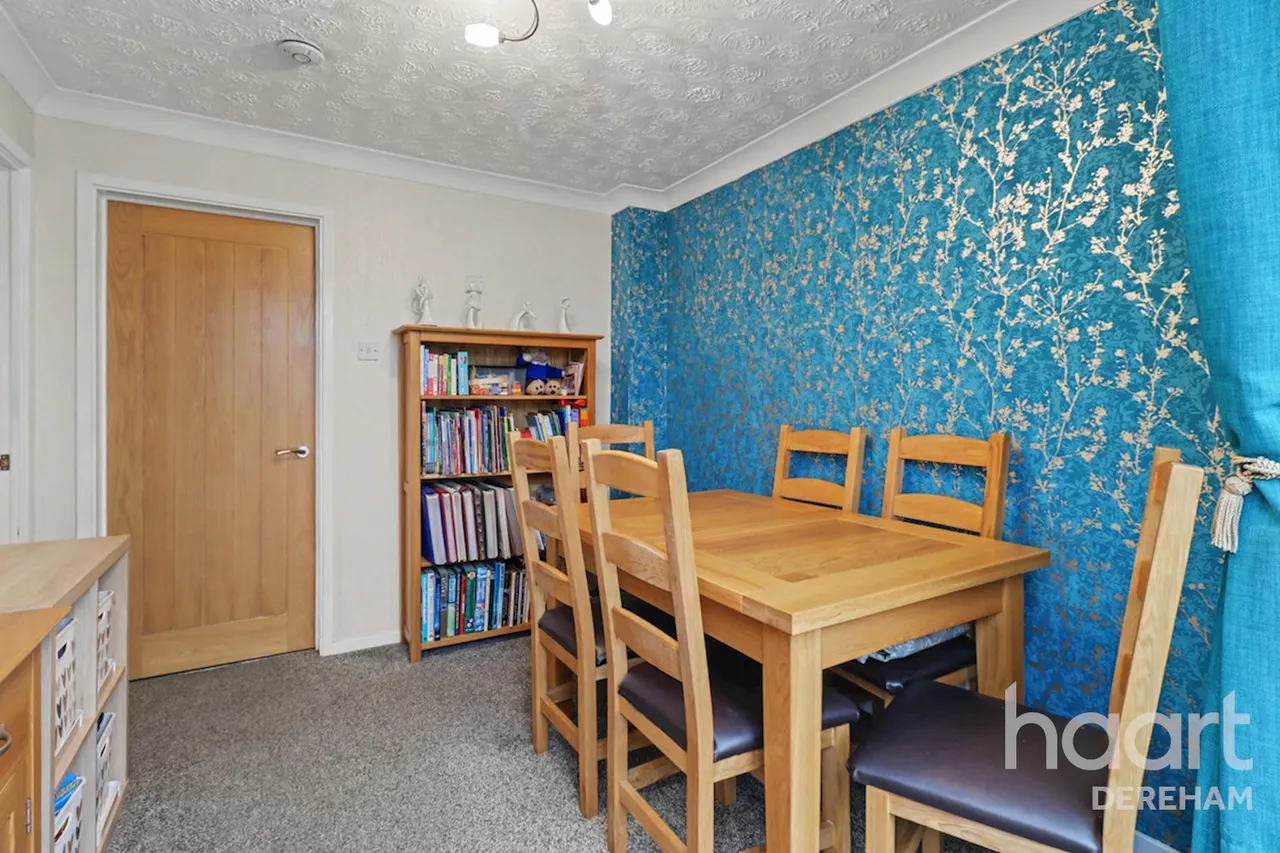 Primrose Close, Dereham, NR19, photo 10