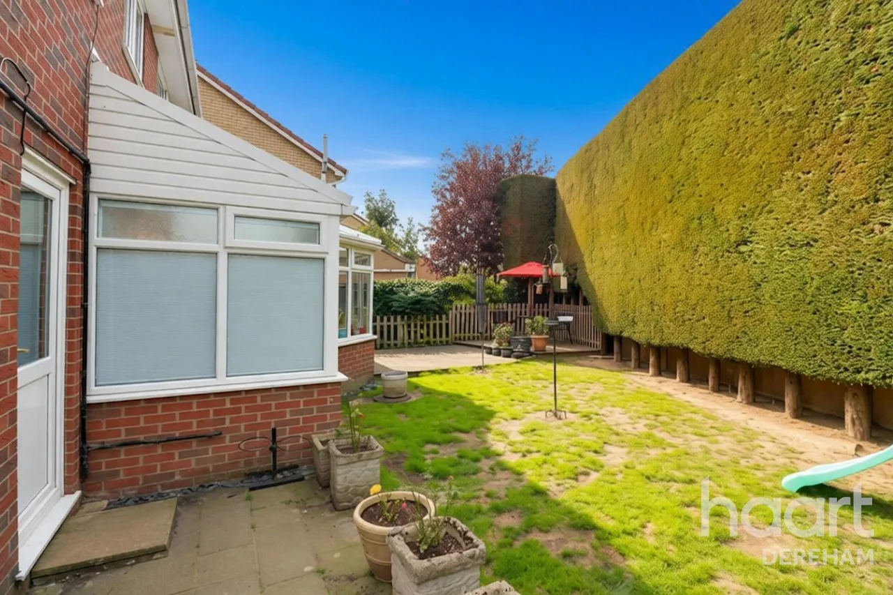 Primrose Close, Dereham, NR19, photo 27