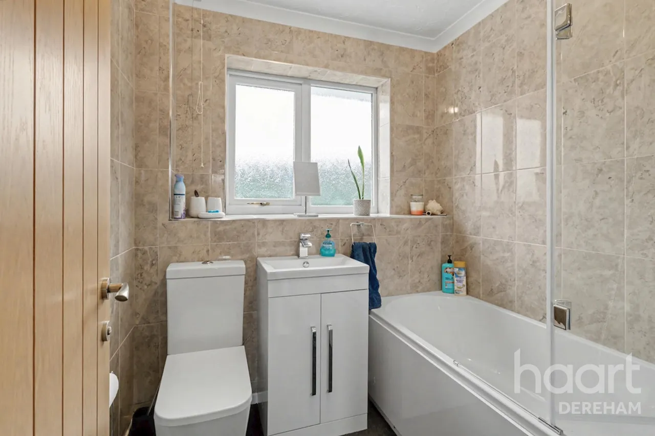 Primrose Close, Dereham, NR19, photo 25