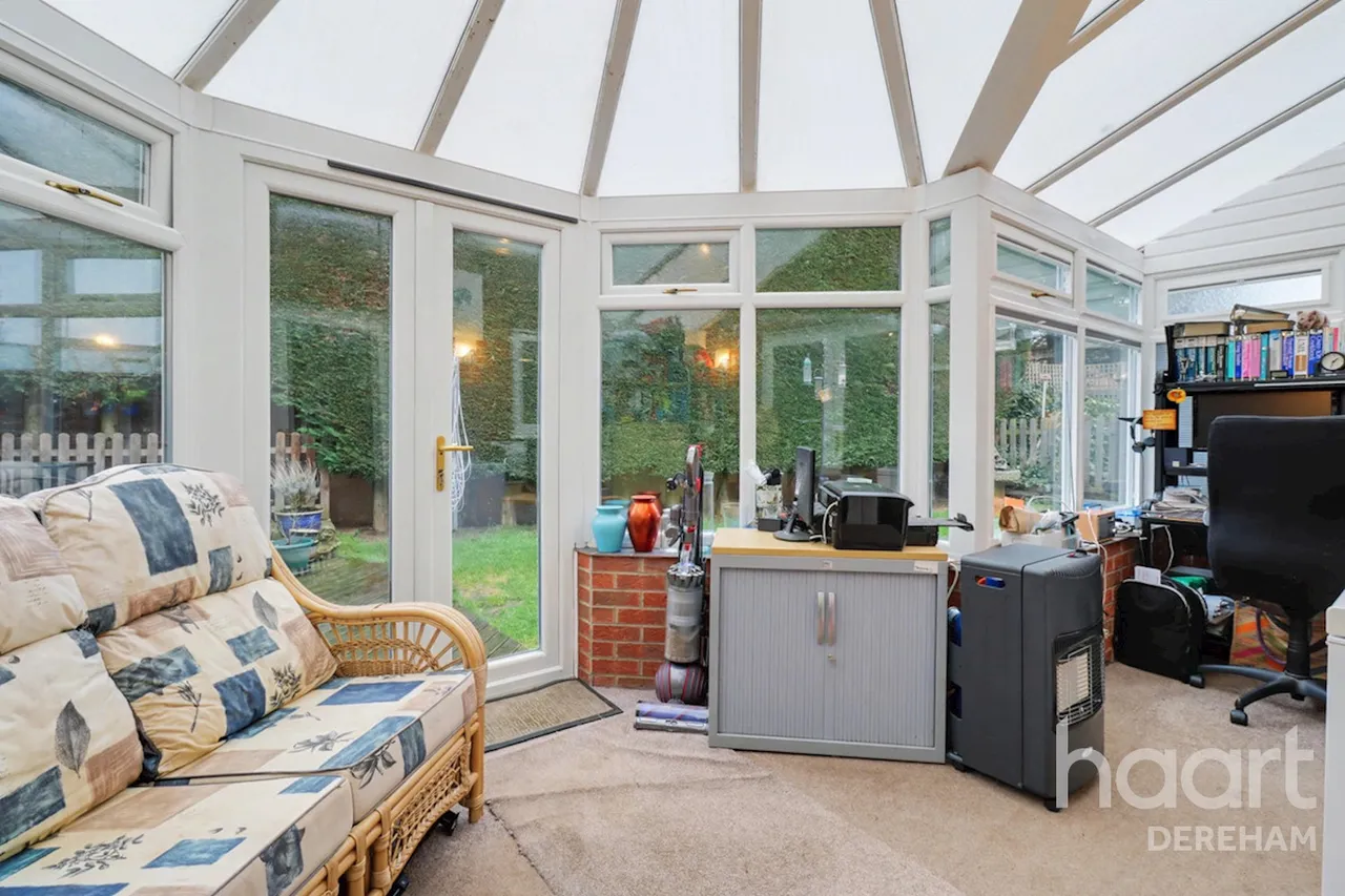 Primrose Close, Dereham, NR19, photo 13