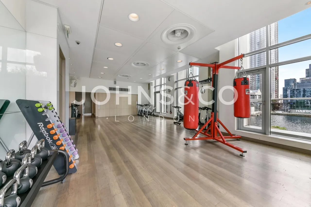 Pan Peninsula, West Tower, E14, photo 12