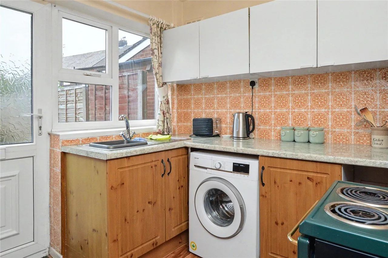 Haigh Terrace, Rothwell, LS26, photo 4
