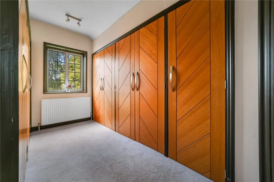 House Under Offer with 4 bedrooms in Old Harlow, CM17, photo 21