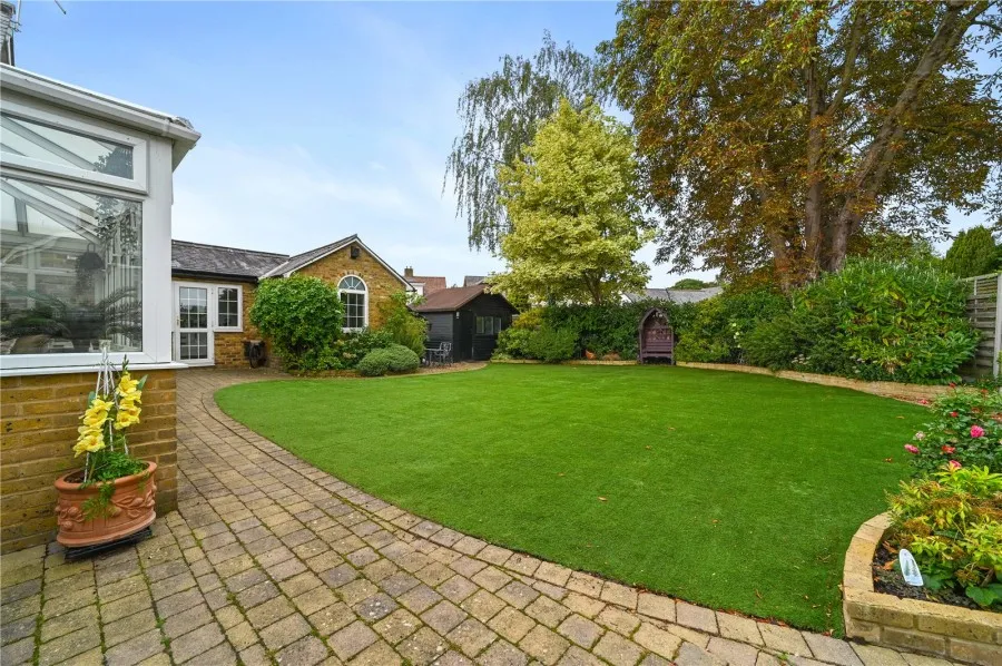 House Under Offer with 4 bedrooms in Old Harlow, CM17, photo 12