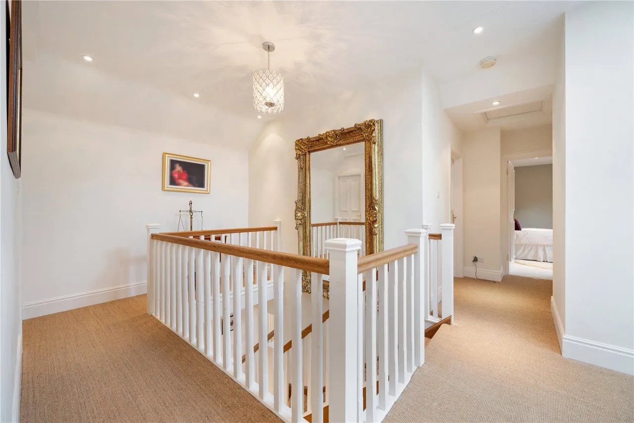 Sicklinghall Road, Wetherby, LS22, photo 12