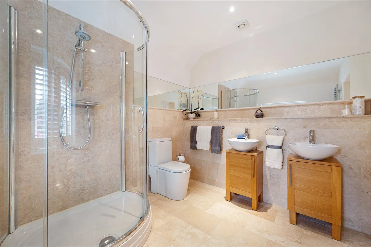 Sicklinghall Road, Wetherby, LS22, photo 18