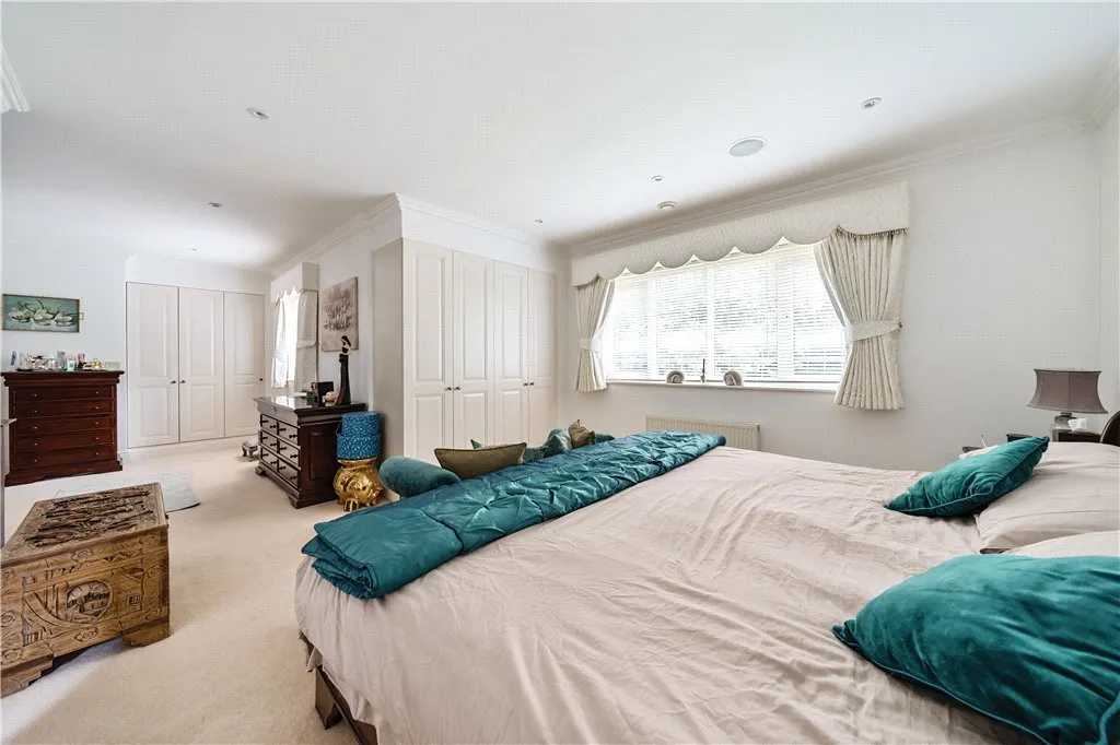 Wood End Close, Farnham Common, SL2, photo 21