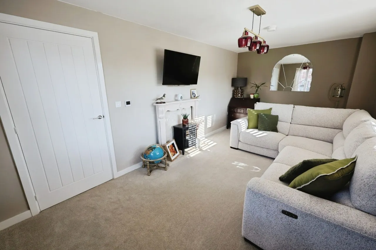 Crown Road, Willington, DL15, photo 3