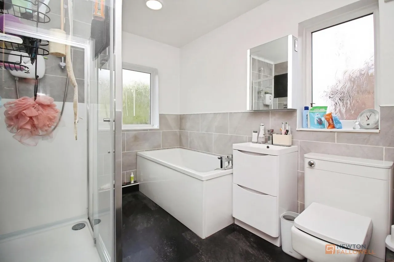 Loughborough Road, Birstall, LE4, photo 17