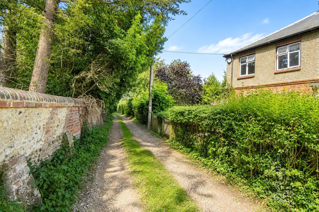 Church Path, Hook, Hampshire, RG27 9LY, photo 16