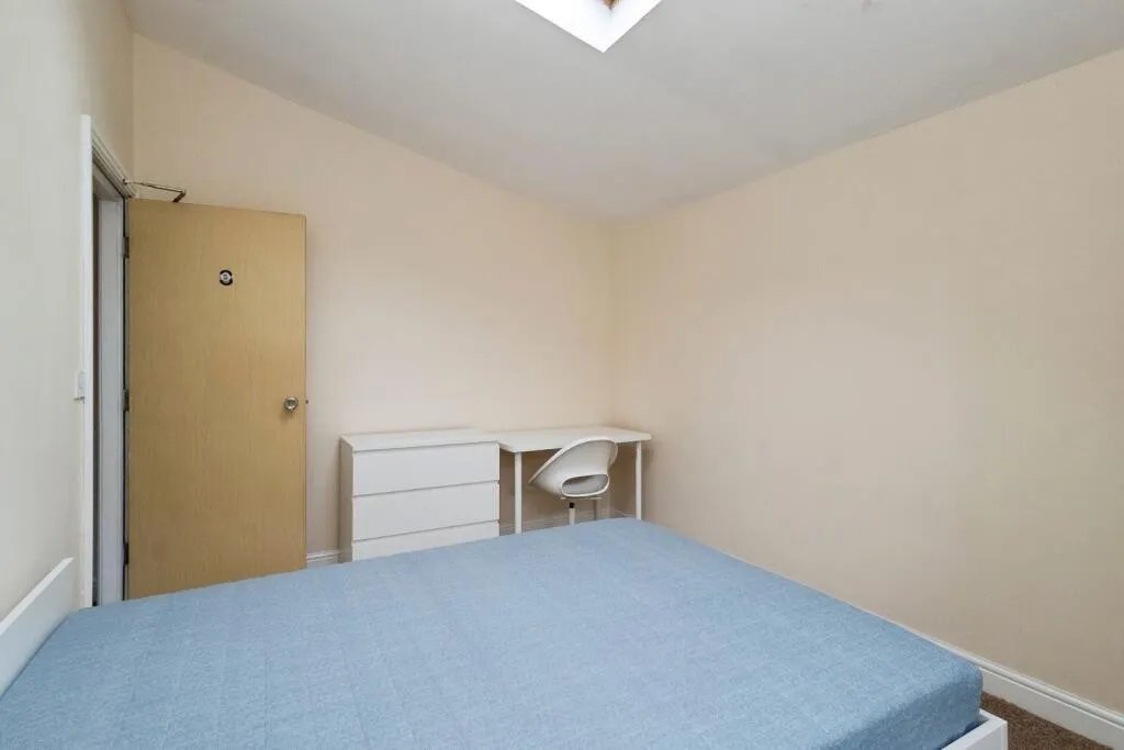 Kippax Street, Manchester, M14, photo 12