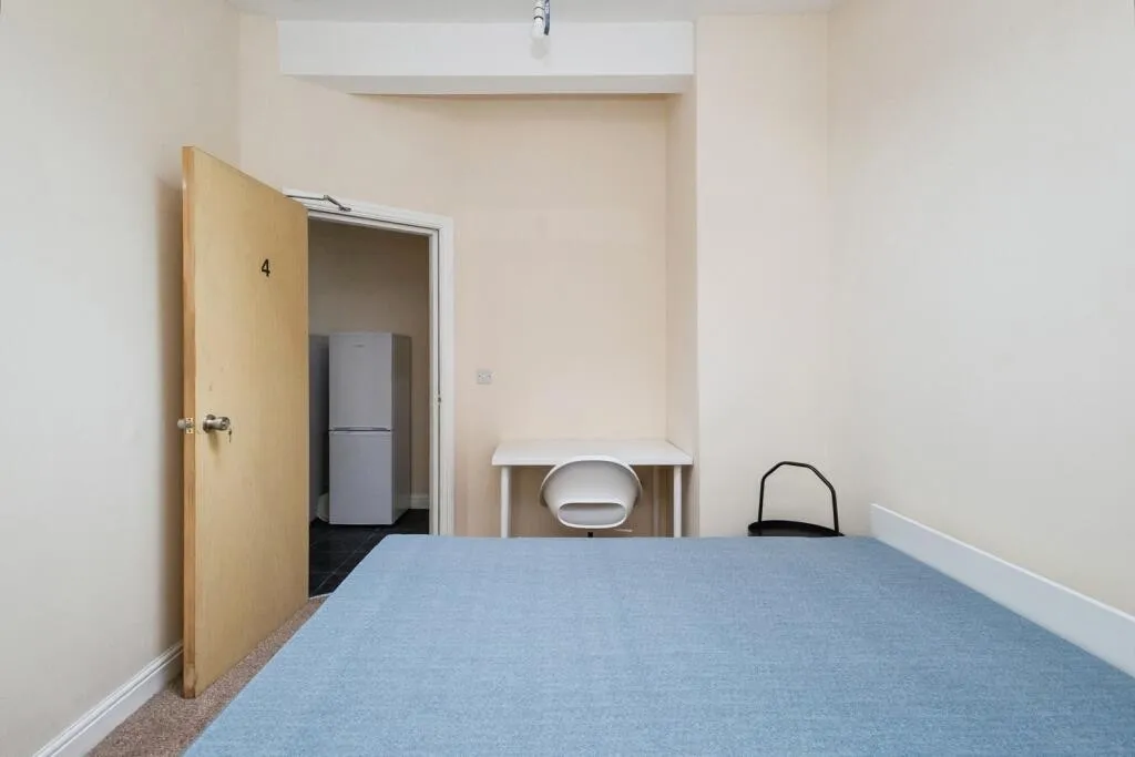 Kippax Street, Manchester, M14, photo 14