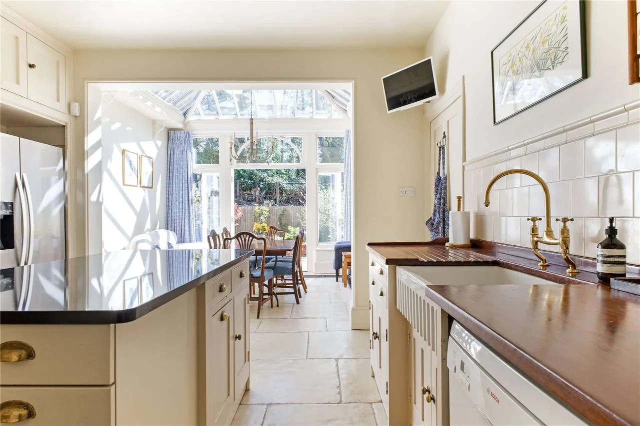 Donkey Lane, Bourne End, Buckinghamshire, SL8 5RR, photo 5