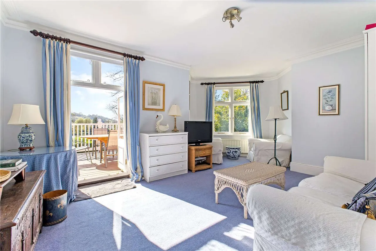 Donkey Lane, Bourne End, Buckinghamshire, SL8 5RR, photo 11