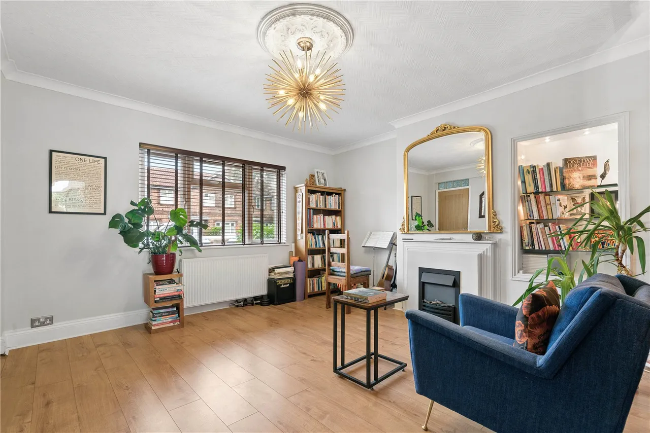 Carrington Road, Richmond, TW10, photo 4