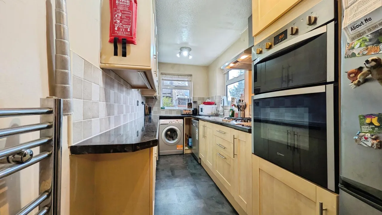 West Street, Lees, OL4, photo 10