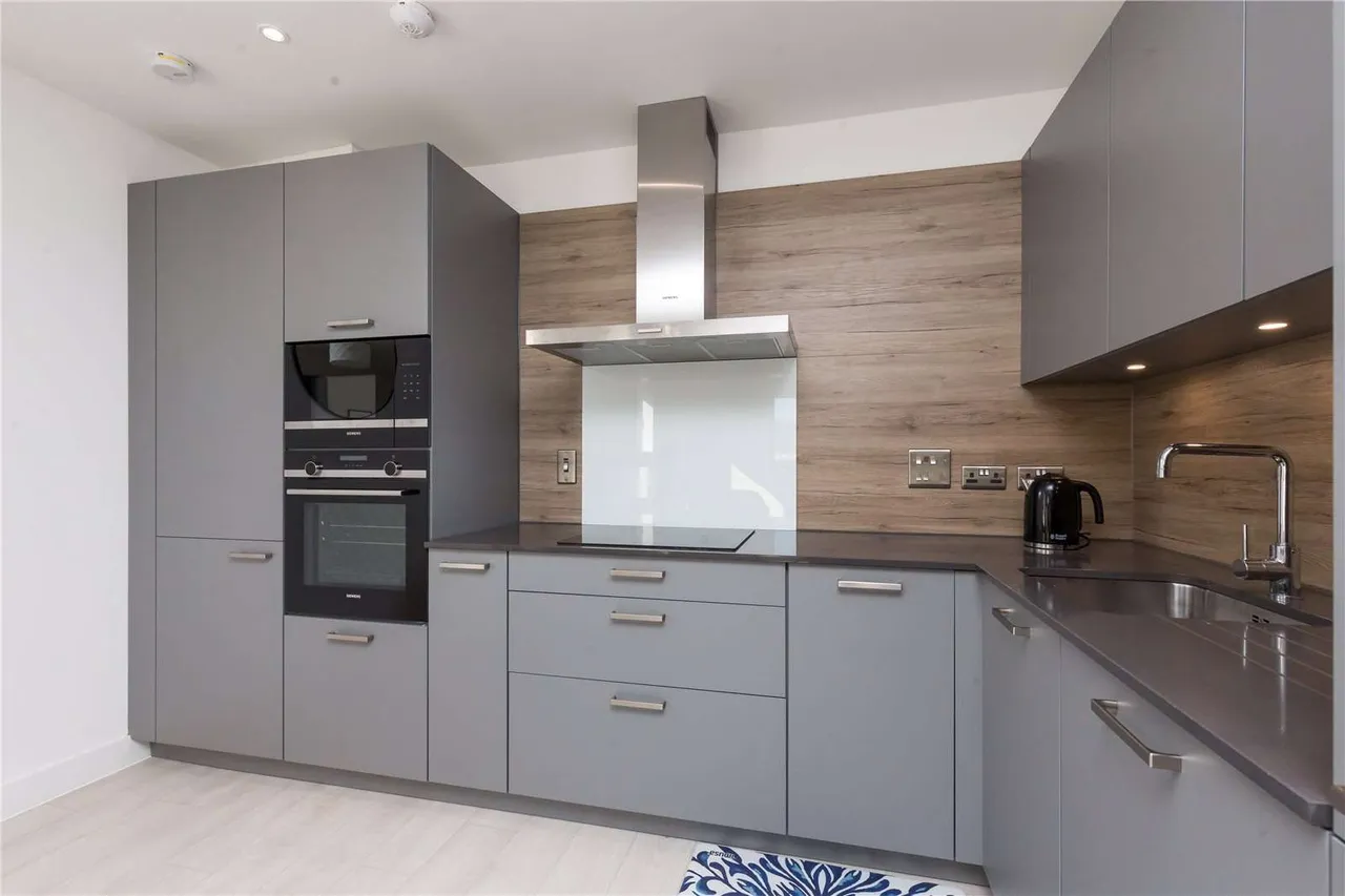 Shoemakers Square, Holyrood, Edinburgh, EH8 8FW, photo 4
