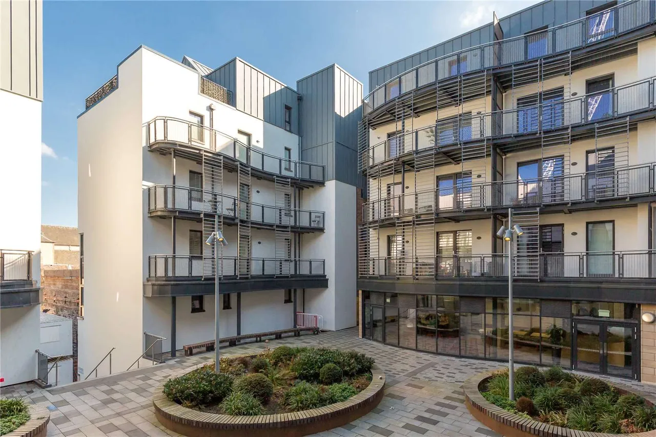 Shoemakers Square, Holyrood, Edinburgh, EH8 8FW, photo 12