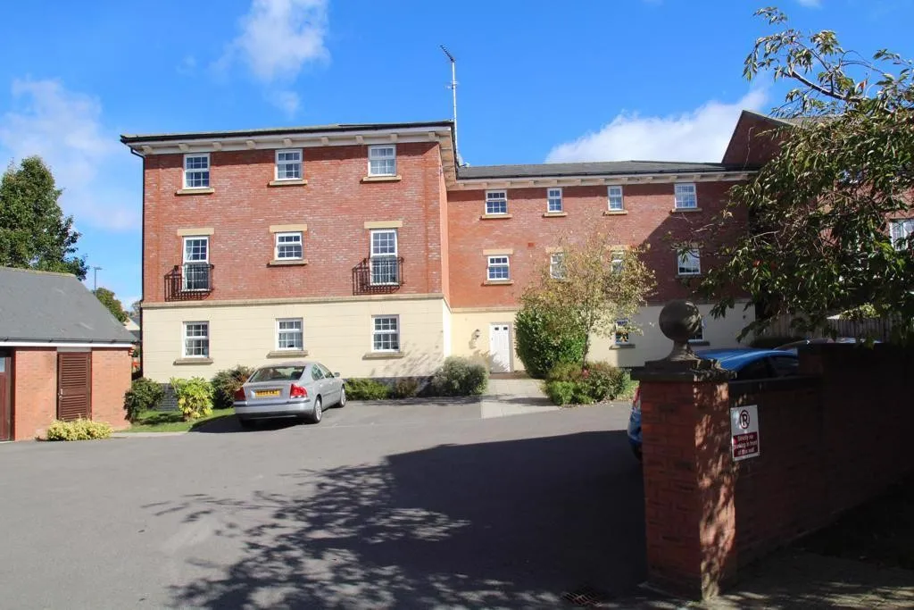 Eastbury Way, Redhouse, photo 5