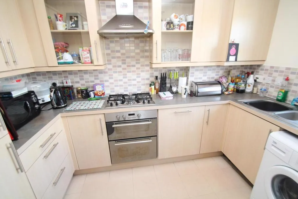 Eastbury Way, Redhouse, photo 3