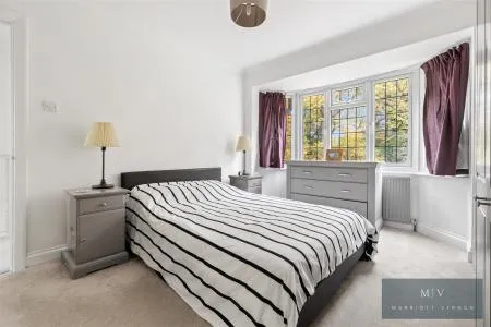The Gallop, South Croydon, photo 6
