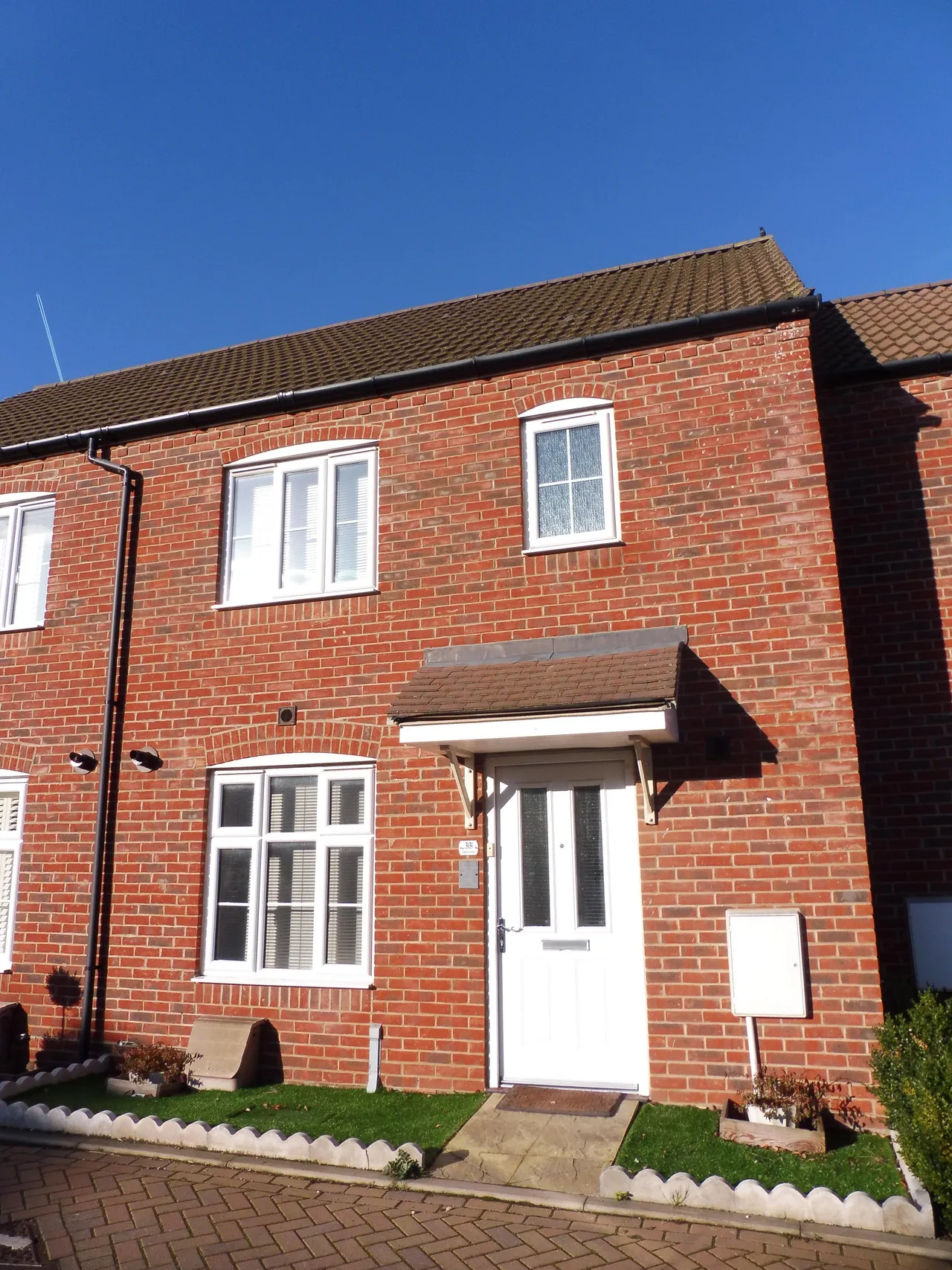 3 bed property to rent, Great Easthall, ME10