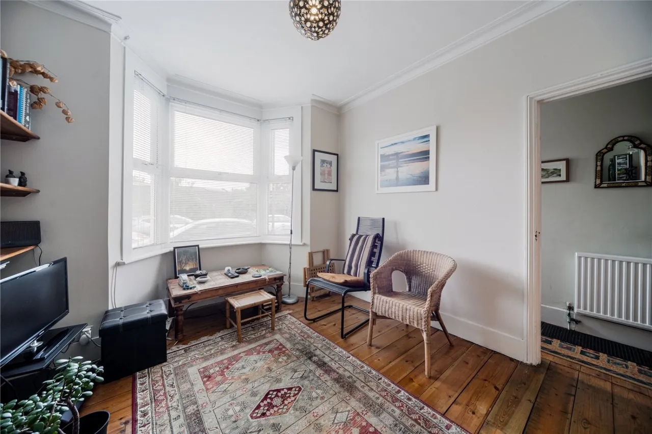 Palace Road, London, N11, photo 3