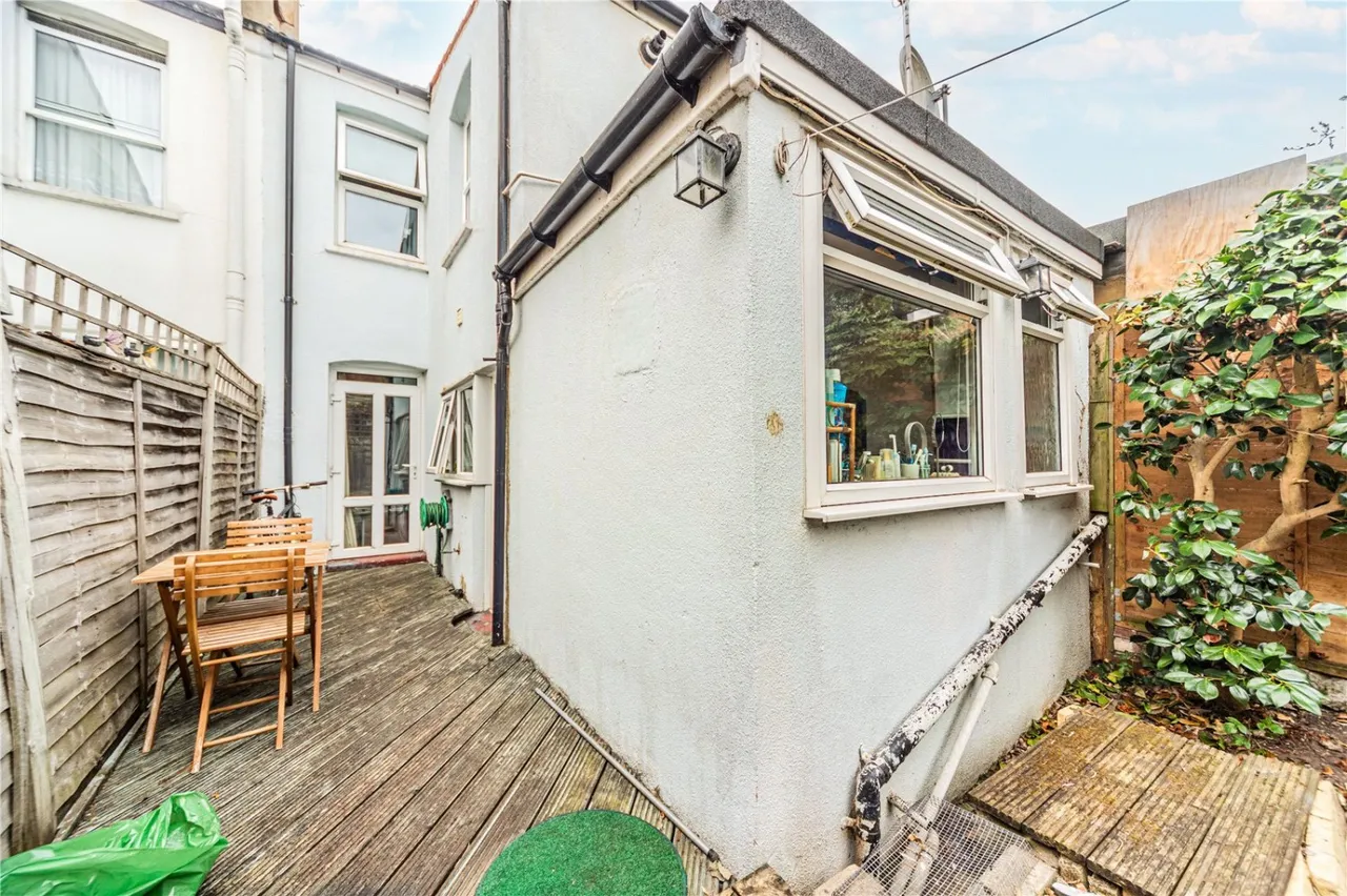 Palace Road, London, N11, photo 14