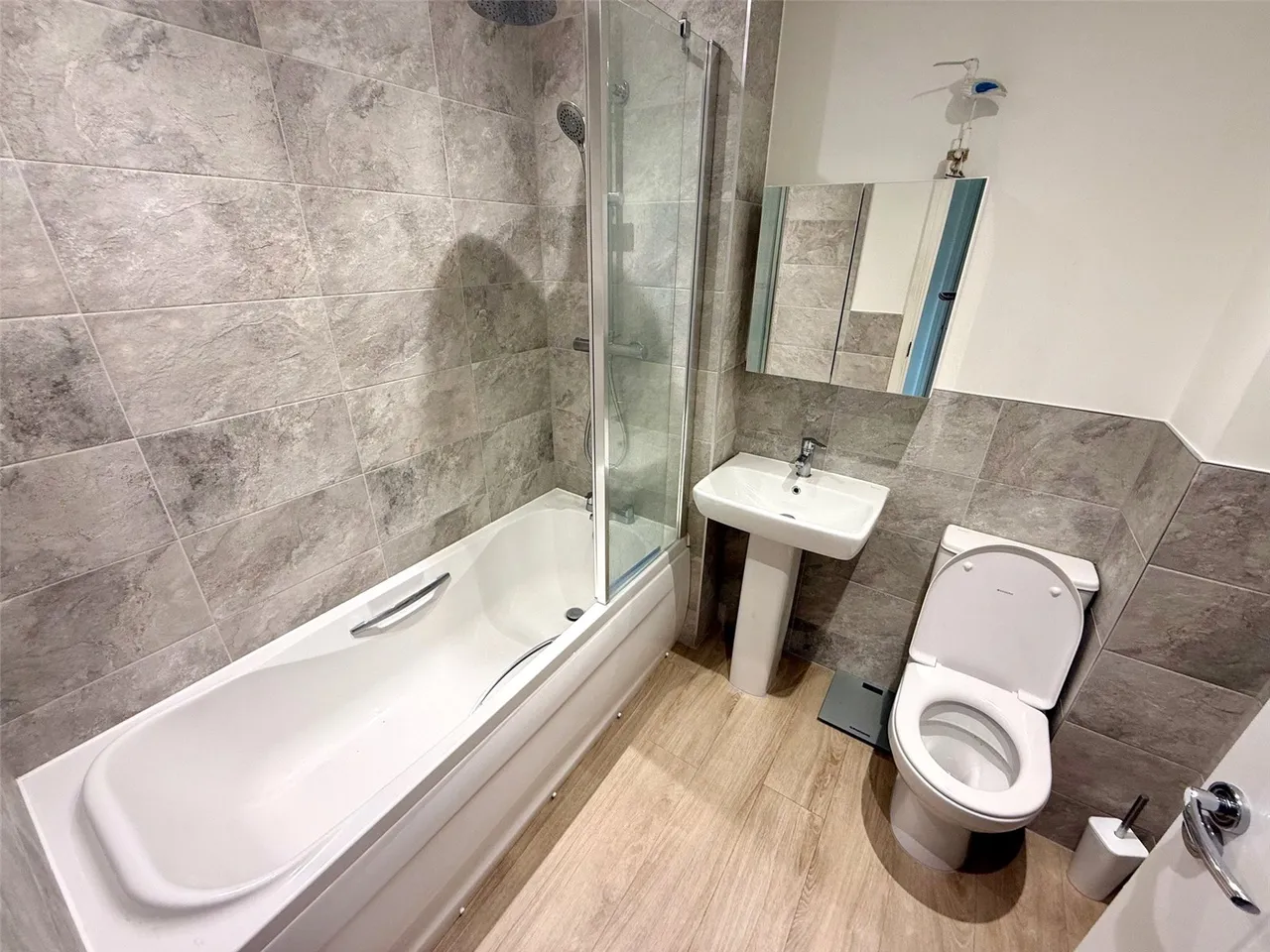 Stonecrop Crescent, Stourport-on-Severn, Worcestershire, DY13 8EN, photo 6