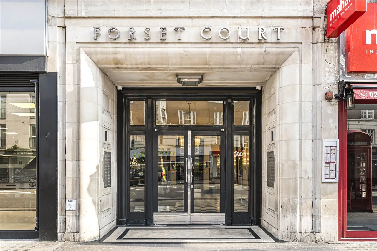 Edgware Road, London, W2, photo 10