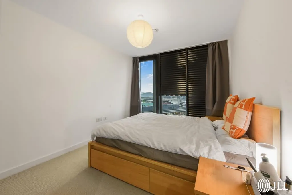 Great Eastern Road, London, E15, photo 3