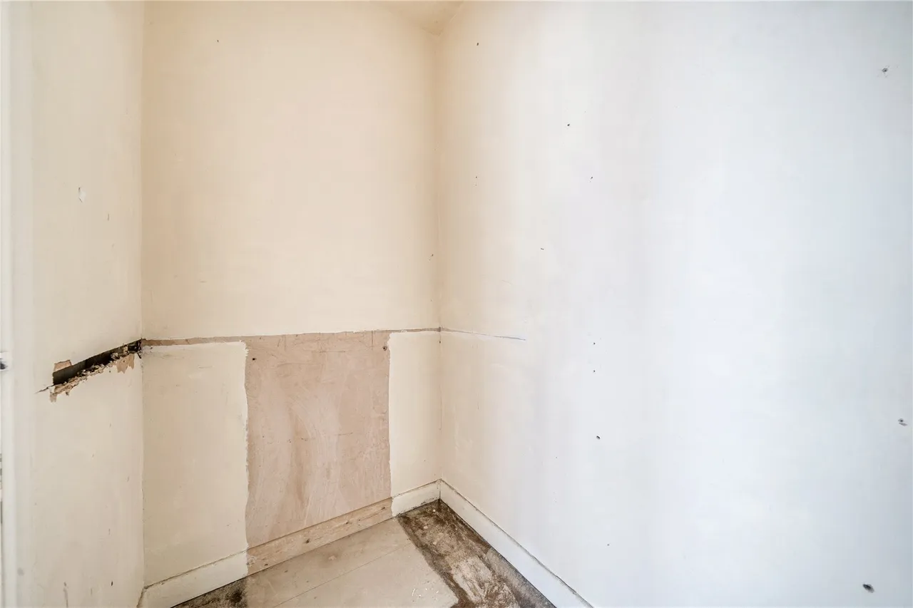 High Street, Knighton, LD7, photo 8