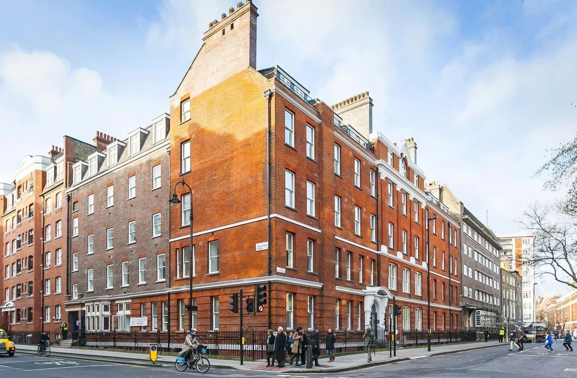 Albany House, London, photo 6