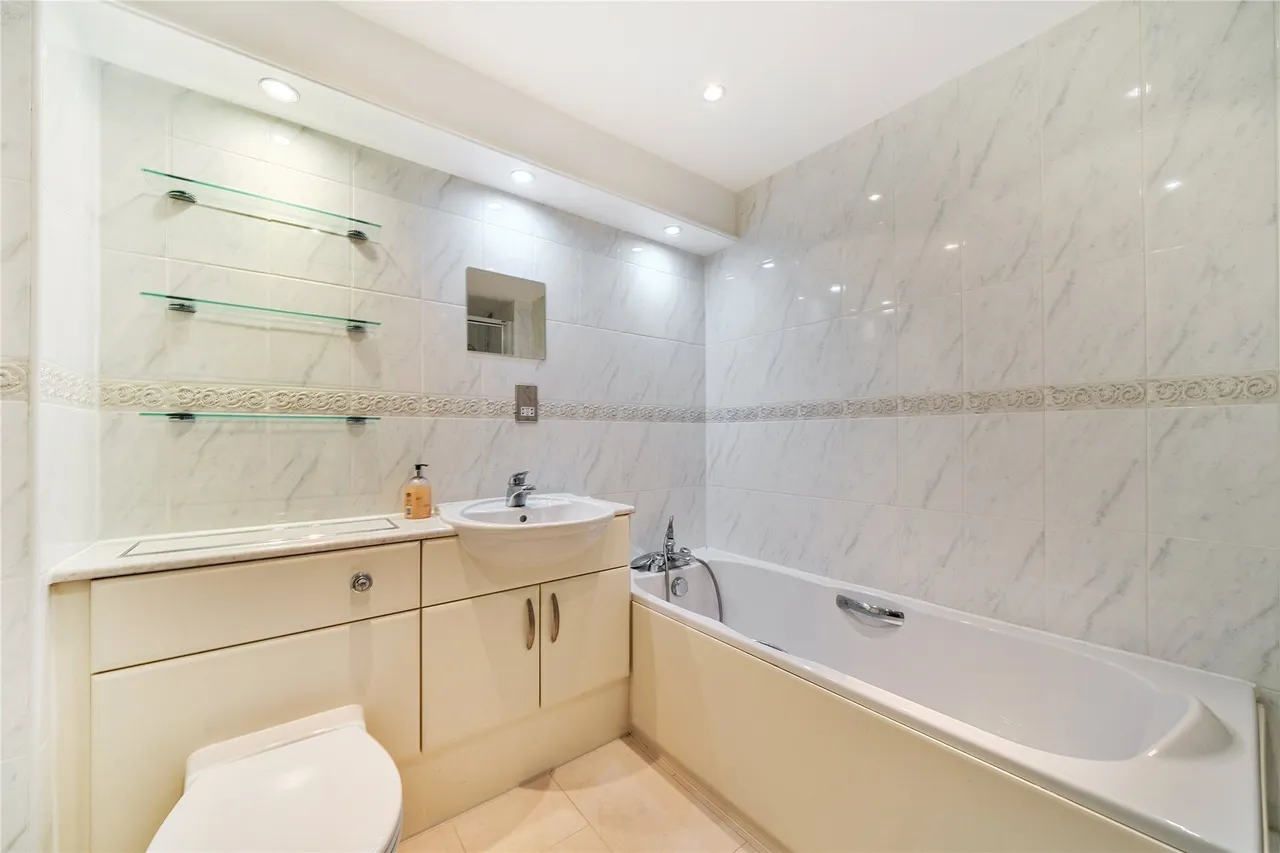 Worsley Grange, Kemnal Road, Chislehurst, BR7, photo 15