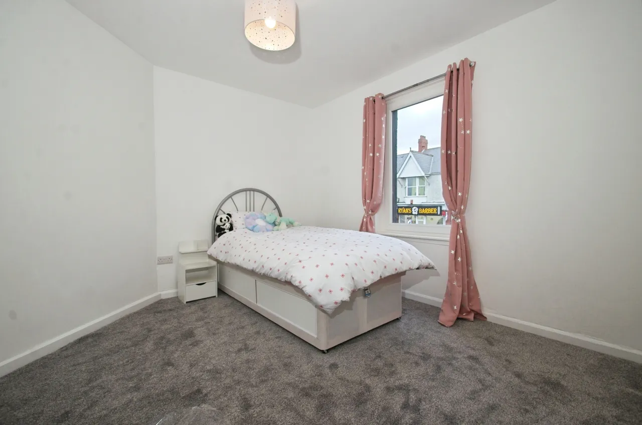Pyle Road, Bridgend, photo 10