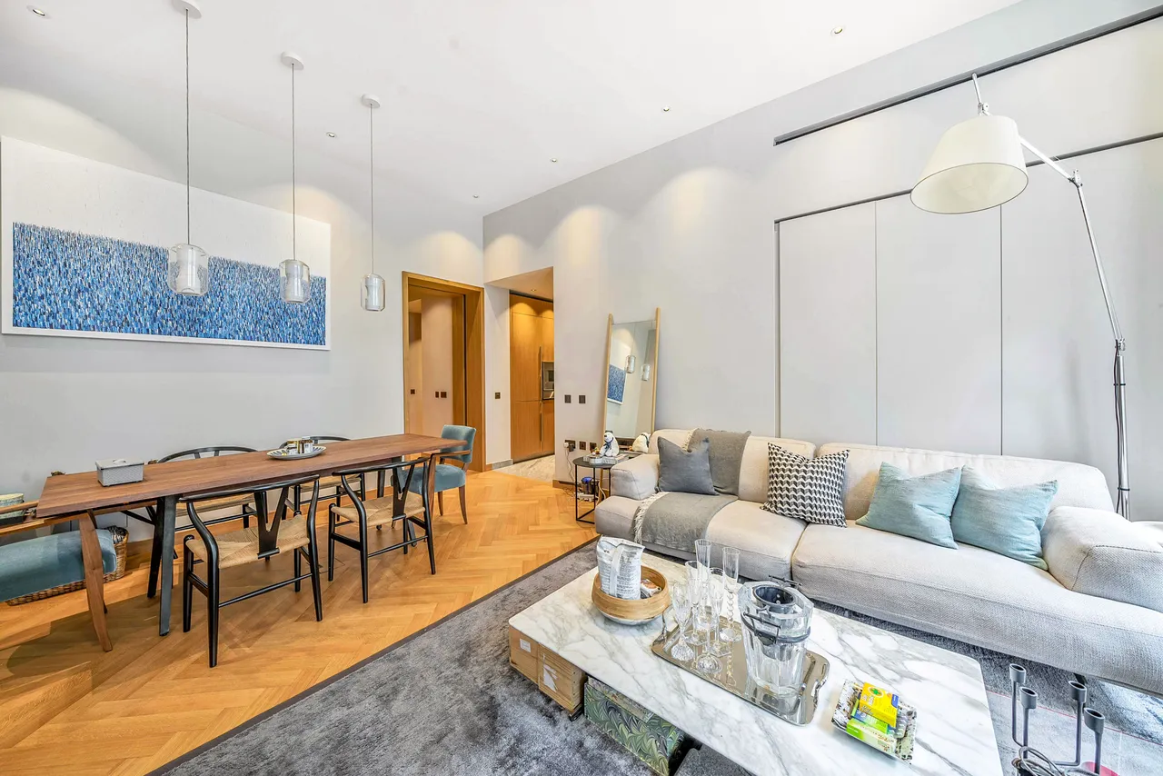 Apartment 13, One Kensington Road, London, photo 2