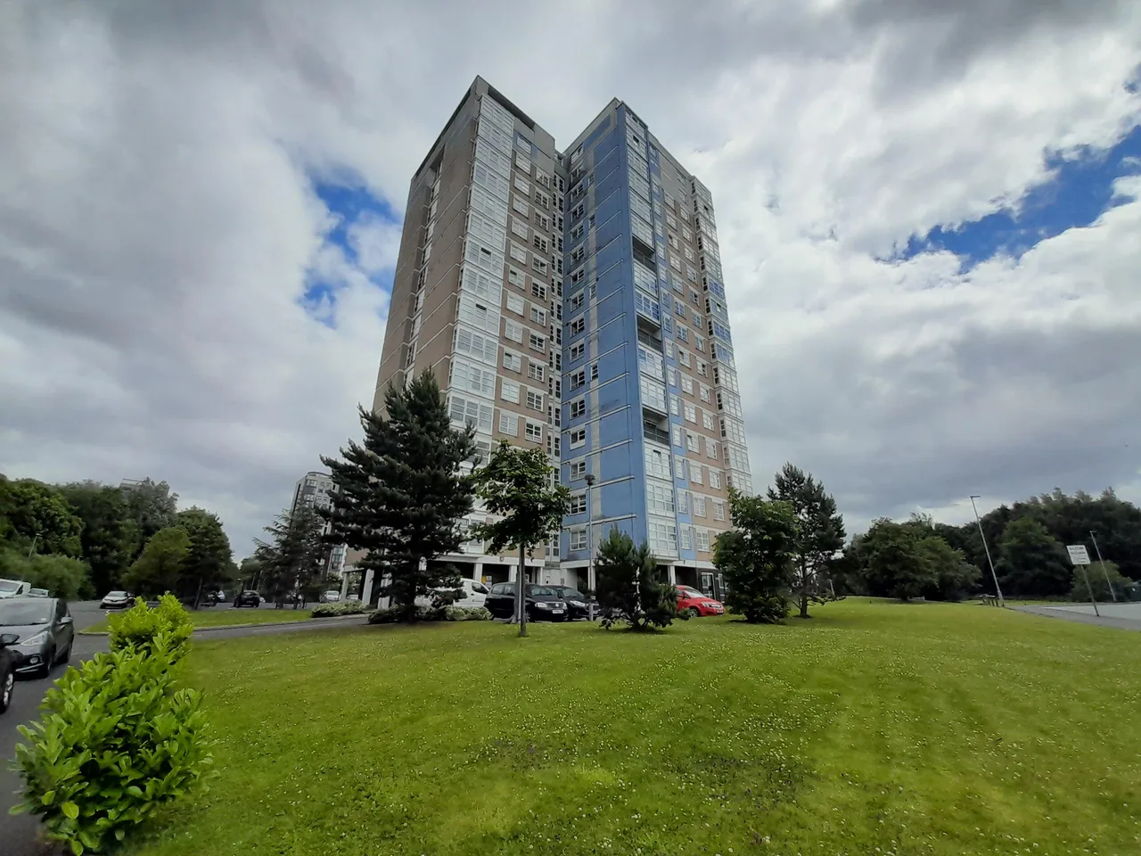 2 bed flat for sale — Spindletree Avenue, Manchester, M9