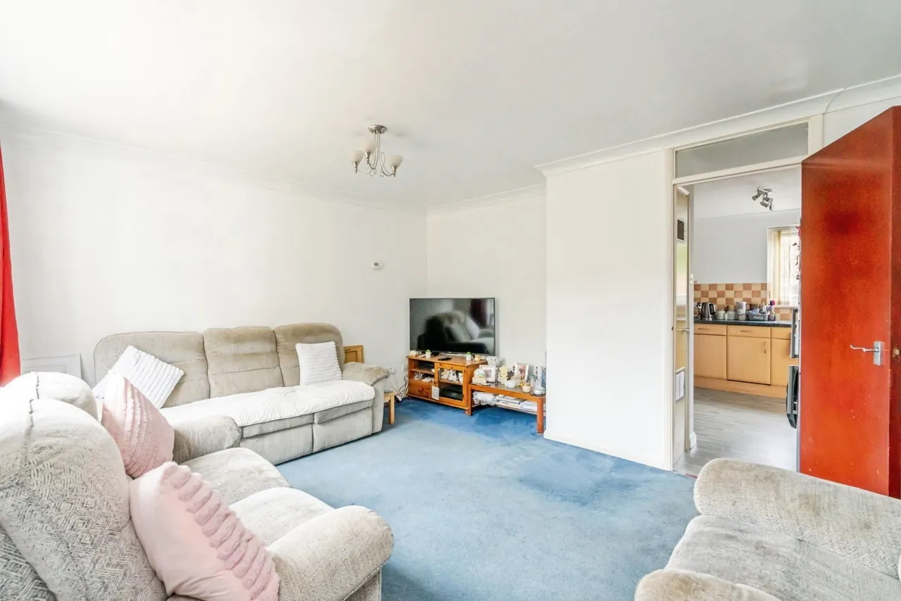 Maplehurst Road, Chichester, PO19, photo 6