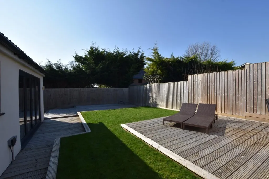 Beech Close, Hackleton, photo 33